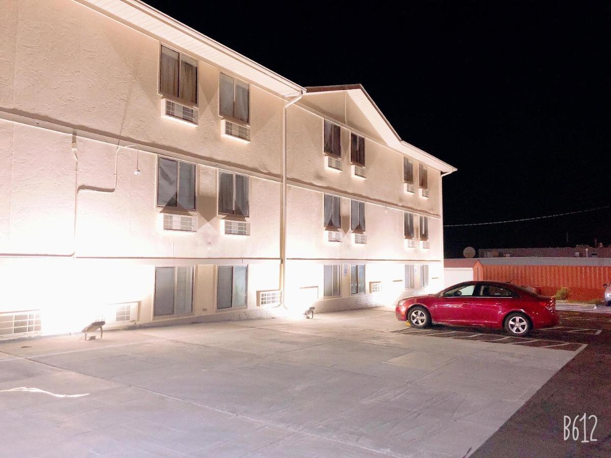 The Inn&Suites Sw Омаха Екстер'єр фото