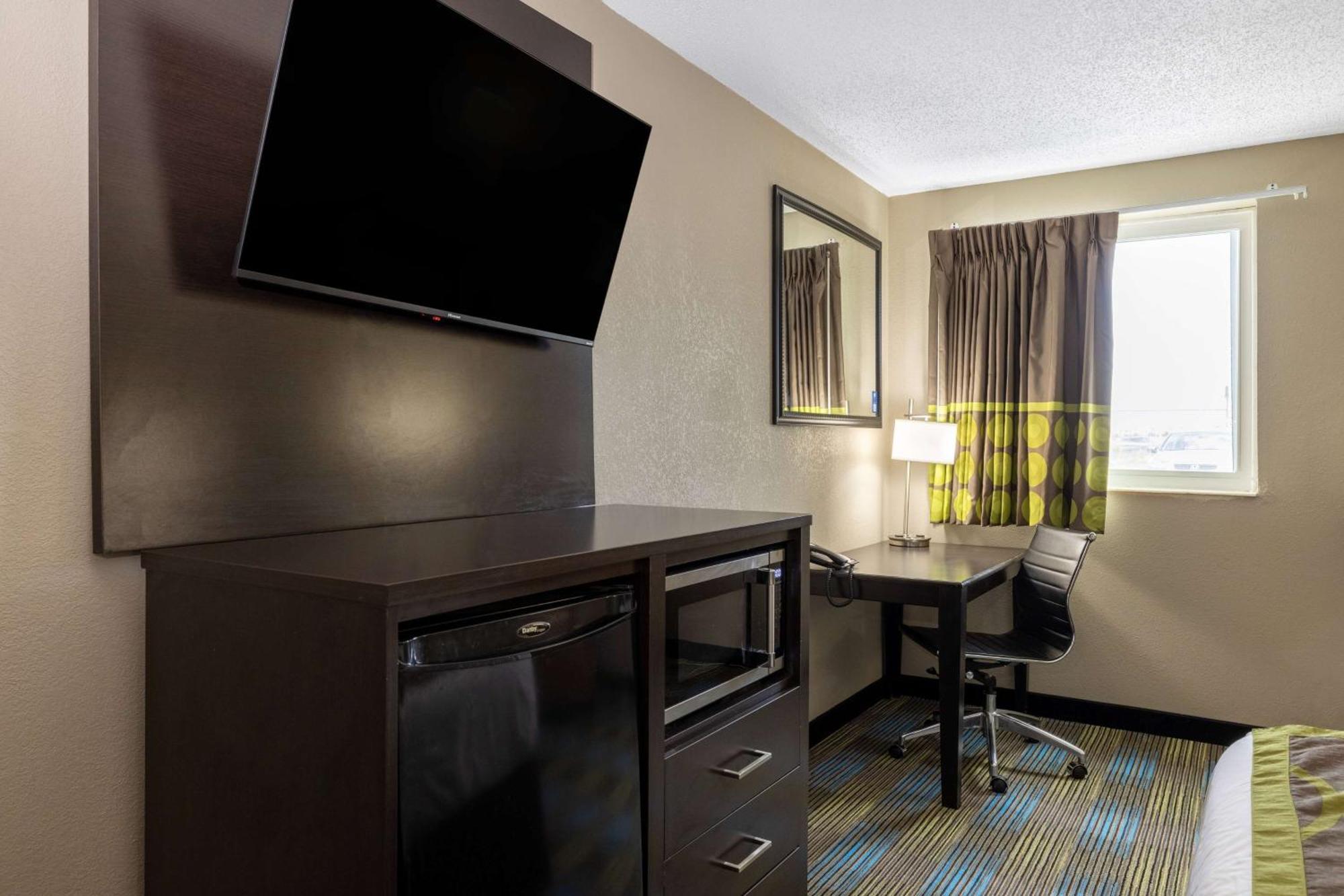 The Inn&Suites Sw Омаха Екстер'єр фото