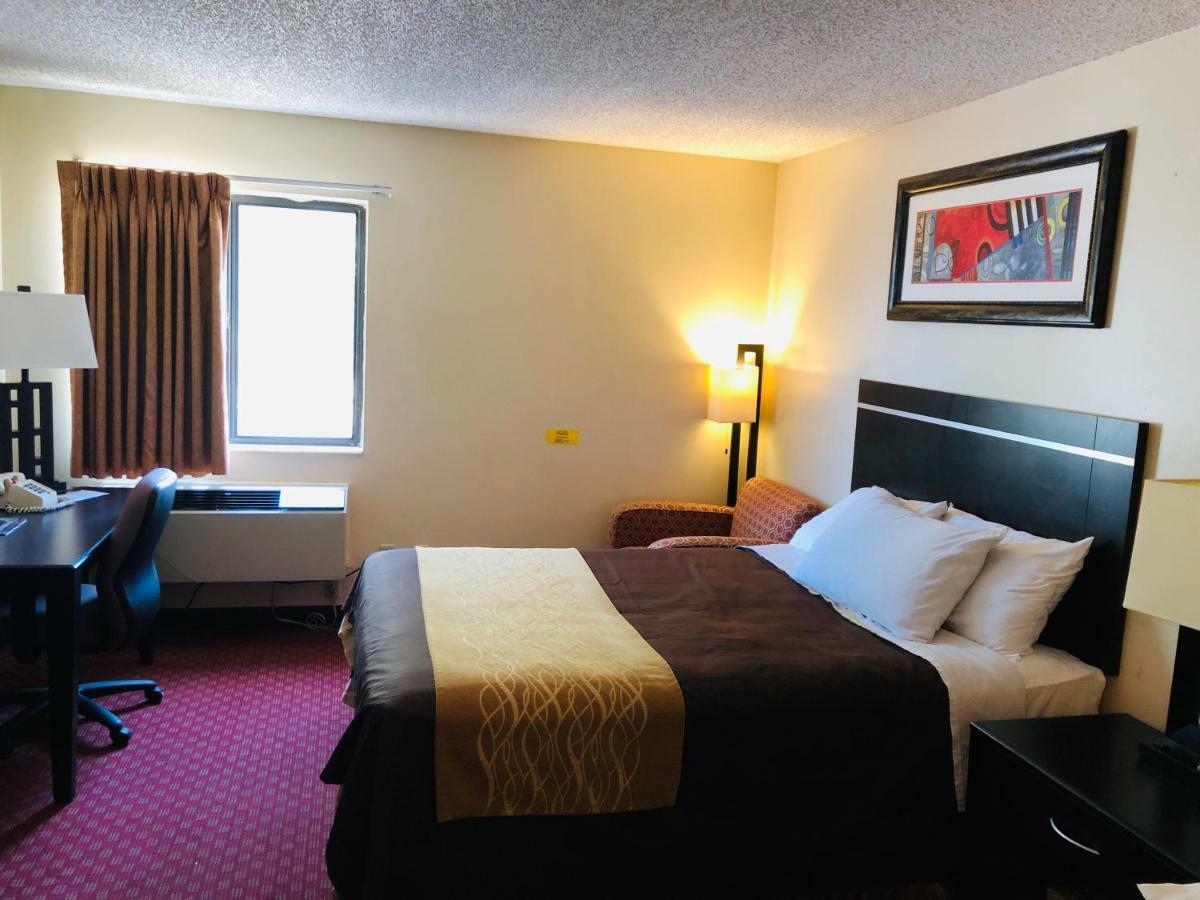 The Inn&Suites Sw Омаха Екстер'єр фото